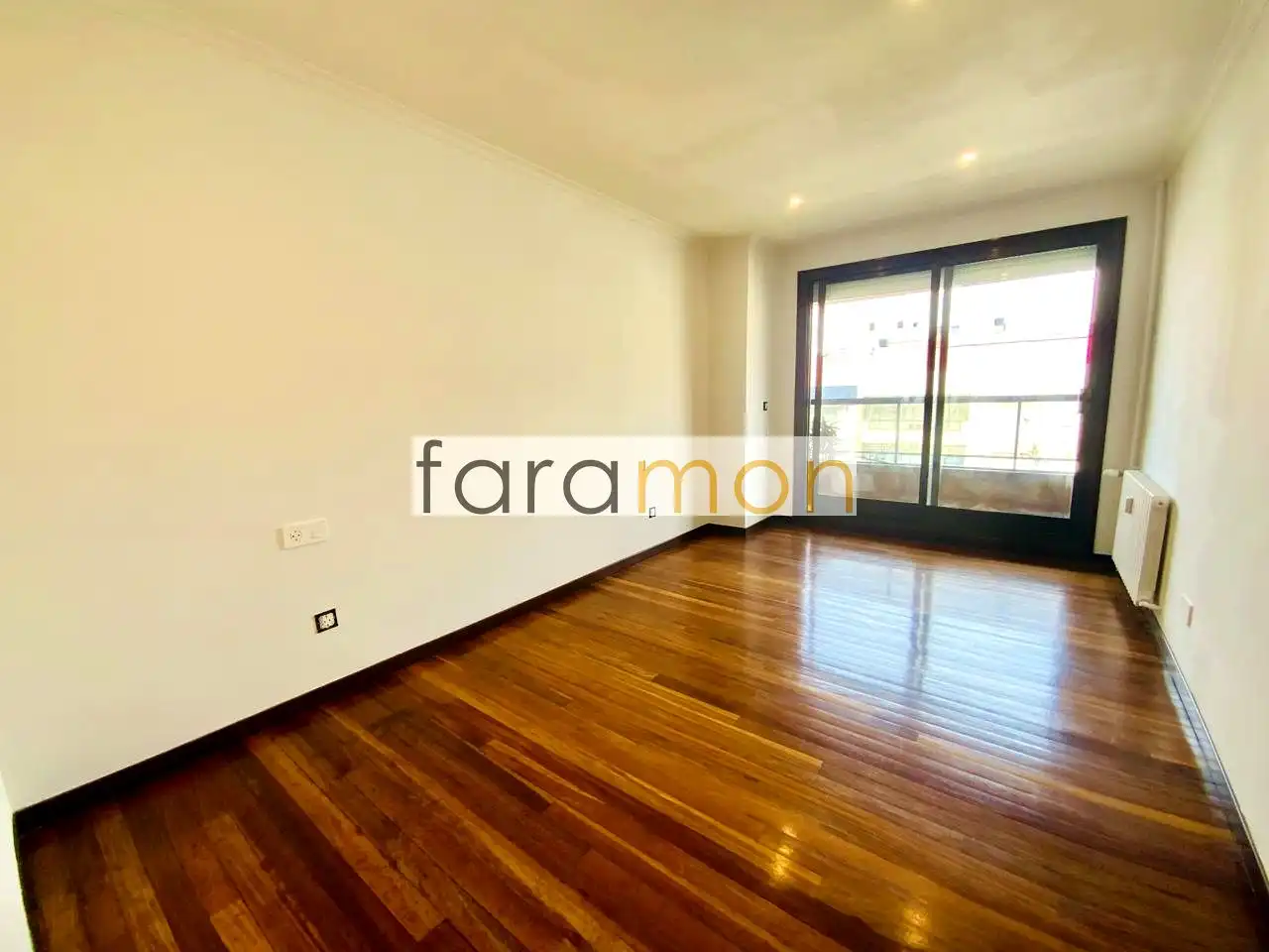 Exterior view of Flat for rent in Vigo   with Air Conditioner, Heating and Terrace