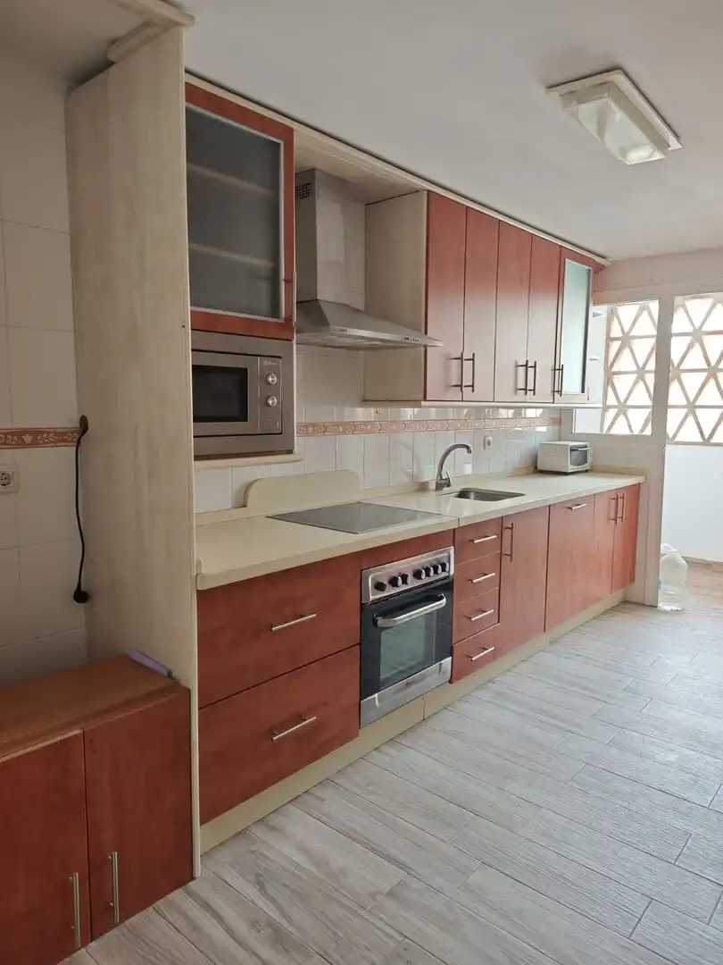 Piso con piscina en venta en Caleta de Vélez, imagen 5