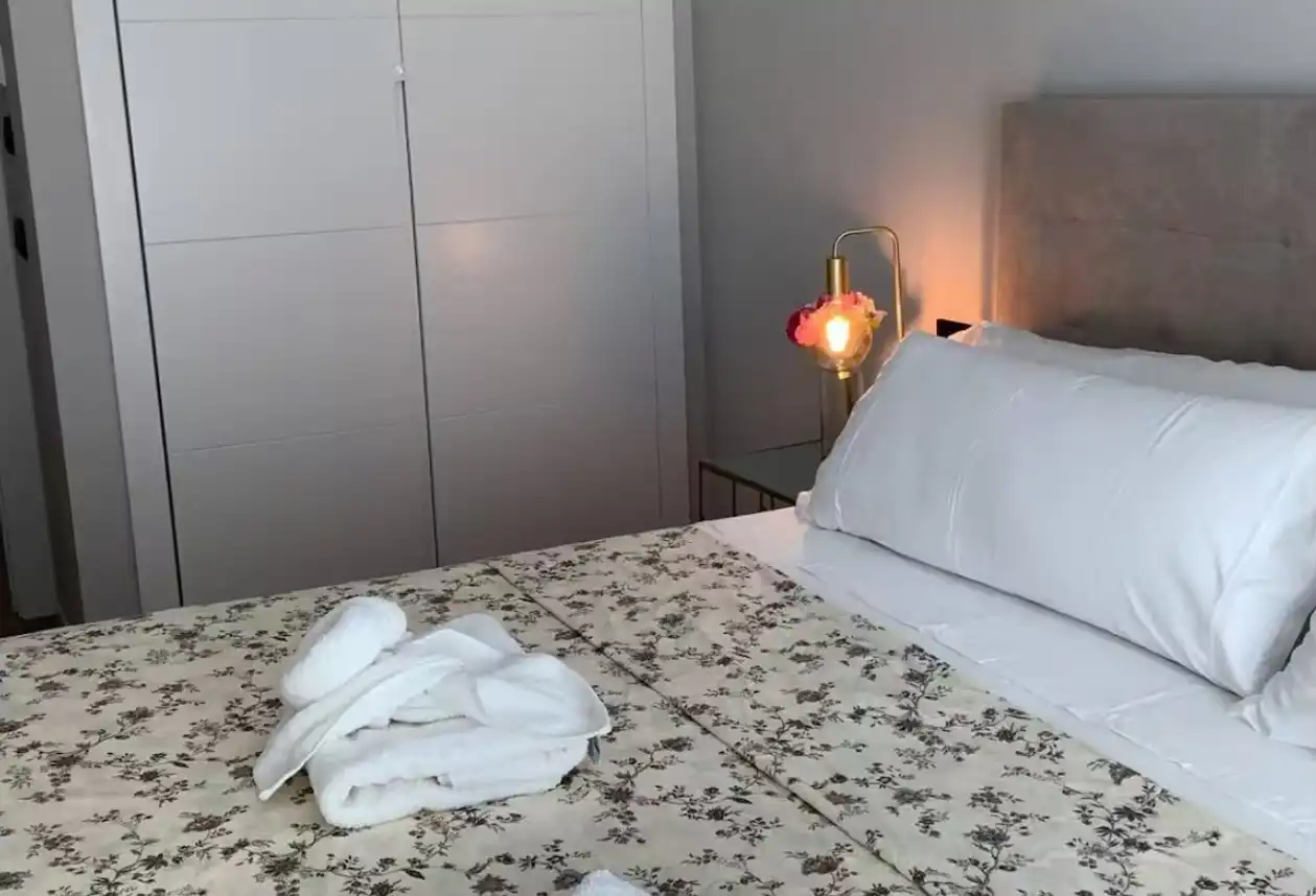 Schlafzimmer von Wohnungen zur Miete in Santa Eulària des Riu mit Klimaanlage, Heizung und Terrasse