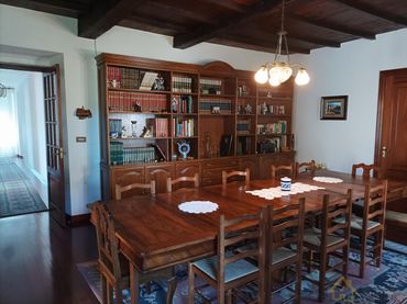 Detached house with balcony for sale in Corgo