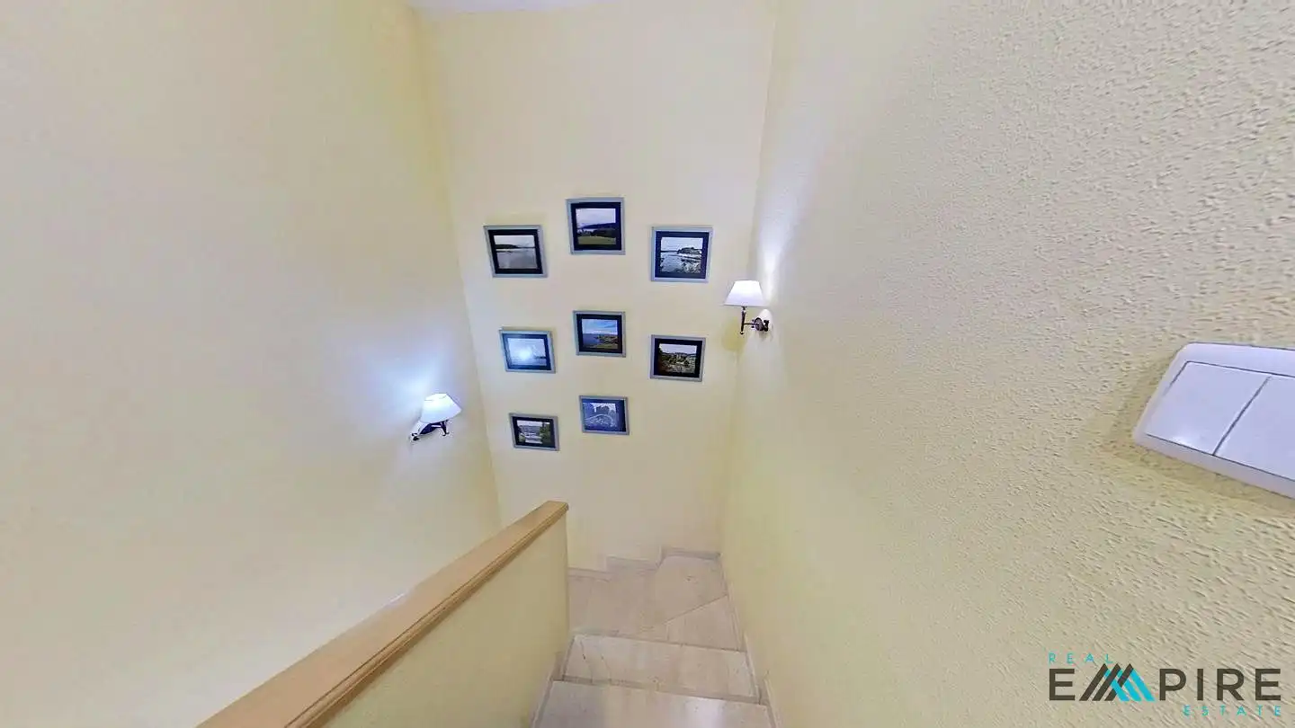 Casa adosada en venta en Valdemoro con Aire acondicionado, Calefacción y Amueblado