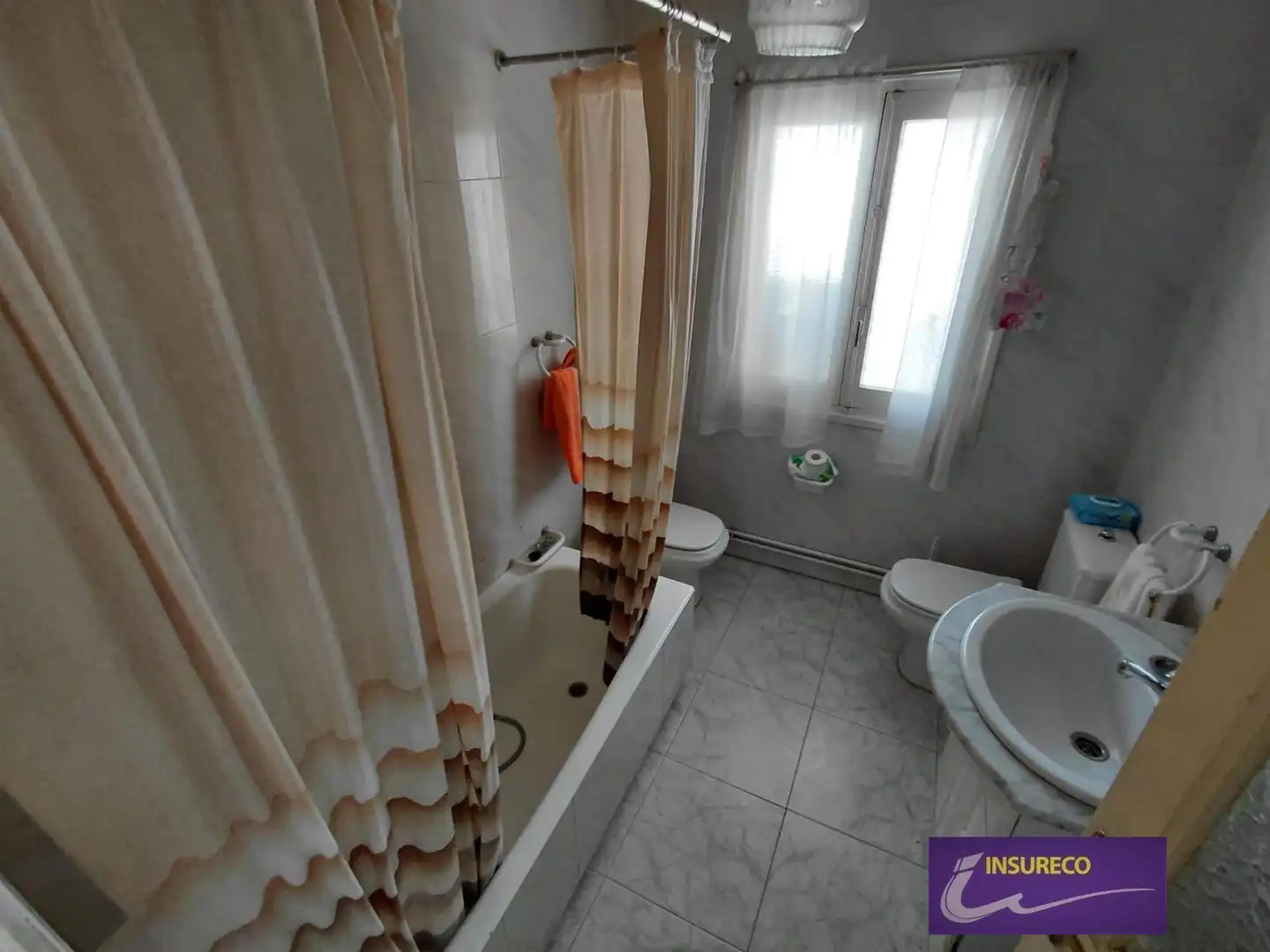 Bathroom of Flat for sale in León Capital   with Heating, Storage room and Furnished