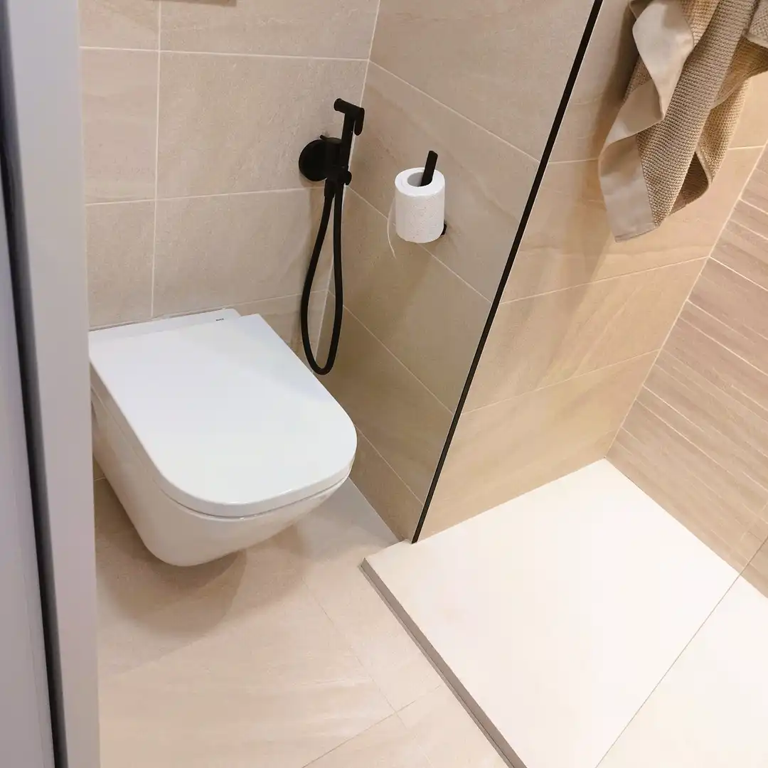 Baño de Piso en venta en Barcelona con Microondas y Balcón