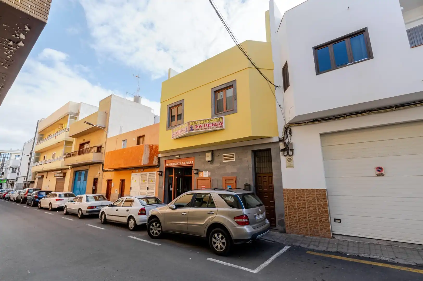 Business premises for sale in AGUSTINA ARAGON 8, imagen 2