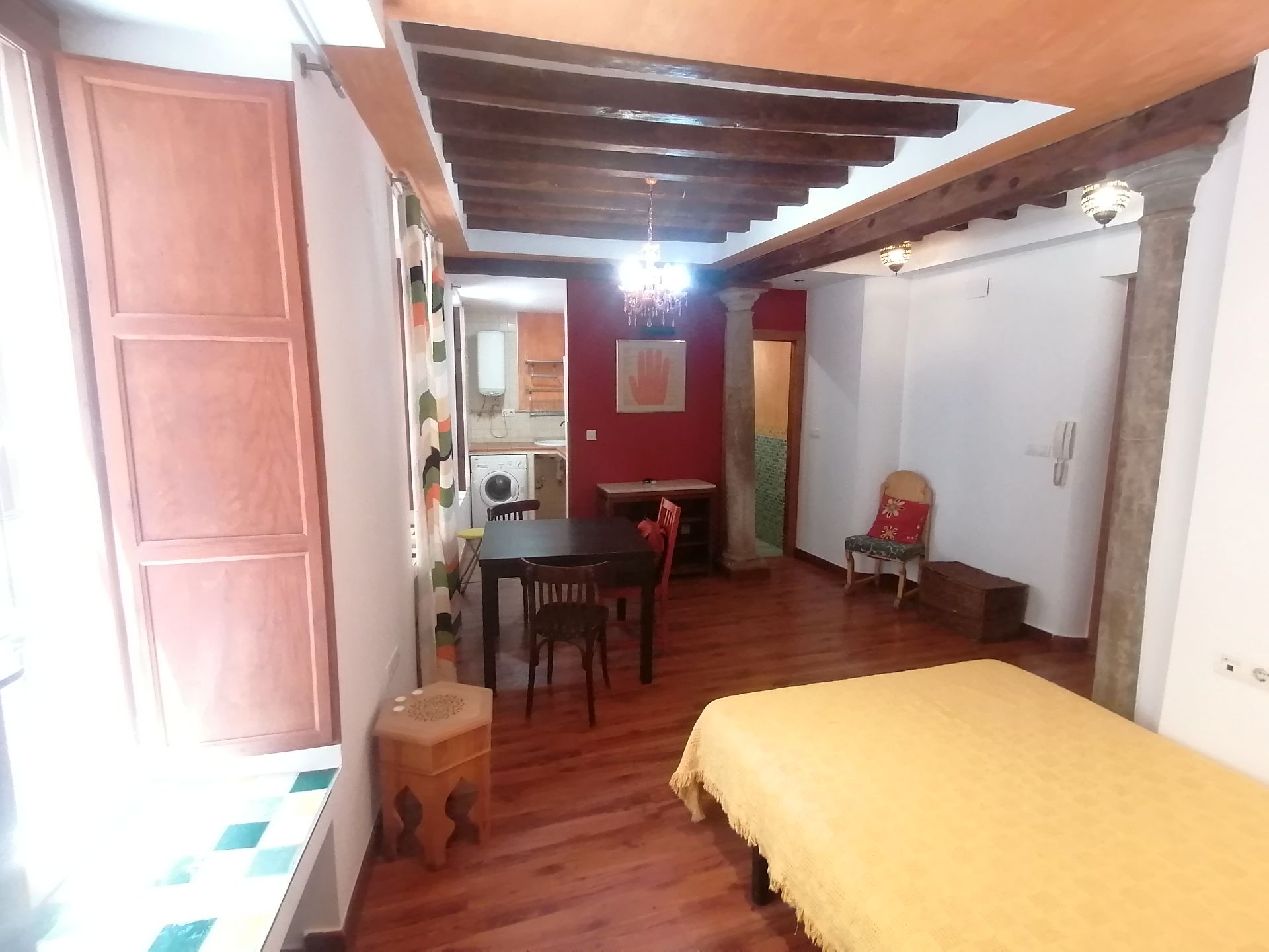 Dormitori de Planta baixa en venda en  Granada Capital amb Parquet i Moblat