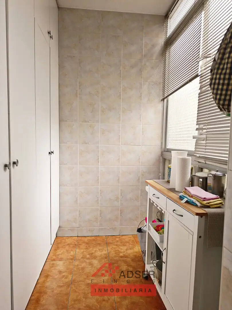 Baño de Piso en venta en  Logroño con Calefacción, Parquet y Terraza