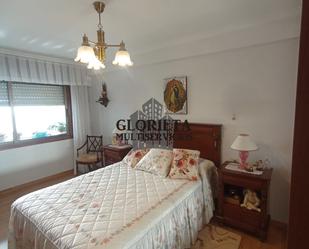 Dormitori de Apartament en venda en Nigrán amb Calefacció, Terrassa i Moblat