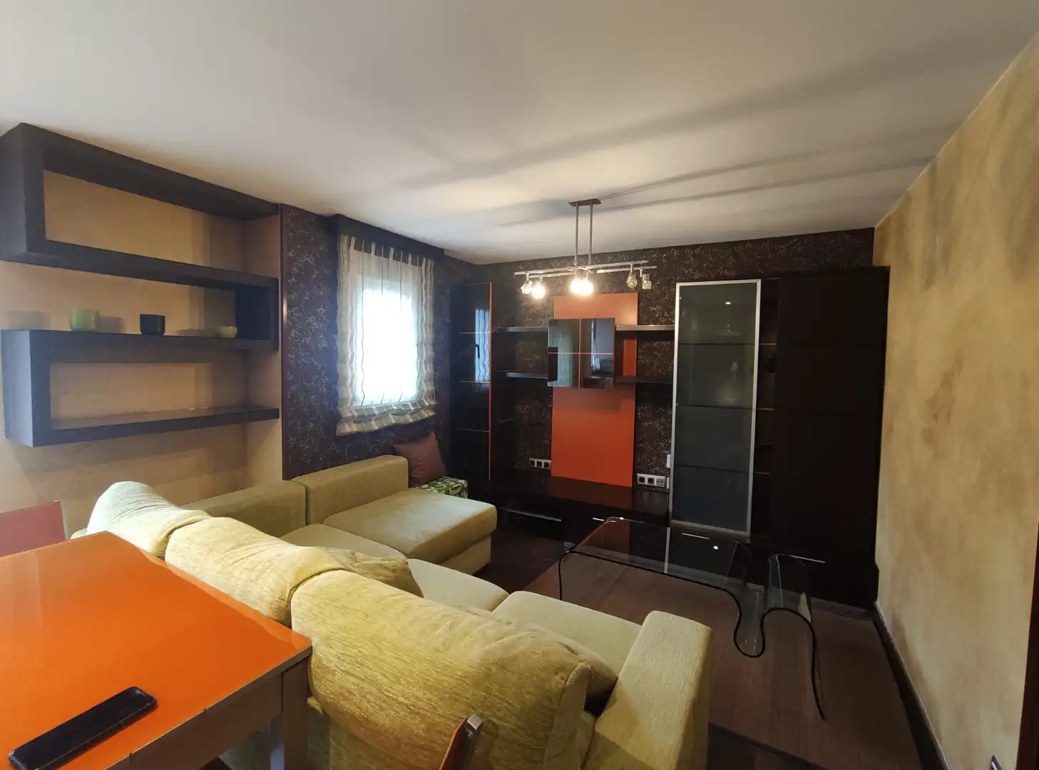 Sala de estar de Piso de alquiler en Ourense Capital  con Calefacción, Amueblado y Lavadora
