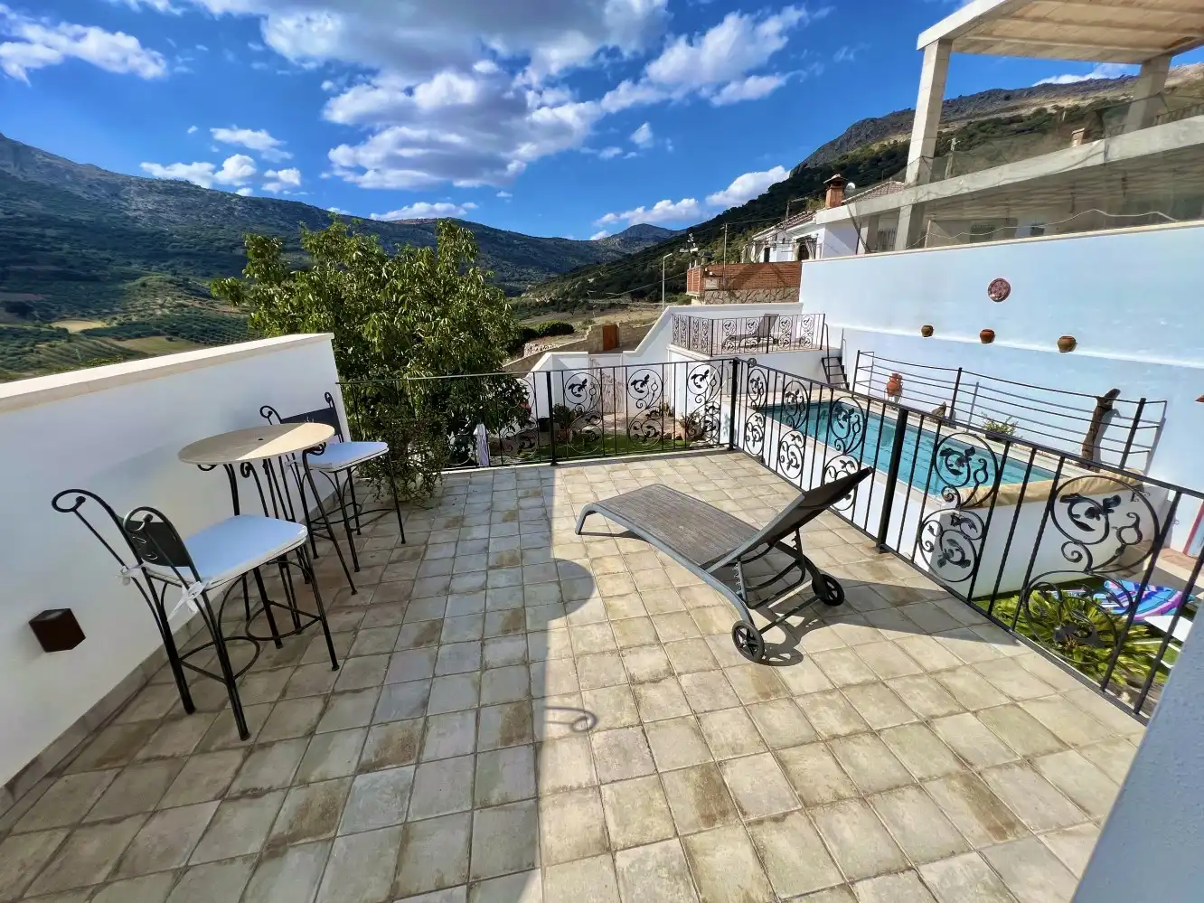 Houses for sale in Calle Padre Arnaiz, 1, Alfarnatejo