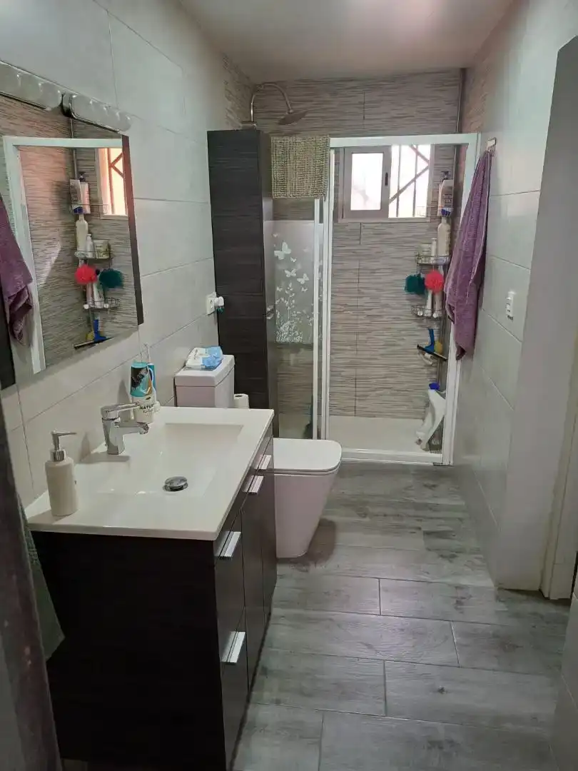 Badezimmer von Country house zum Verkauf in La Unión mit Schwimmbad