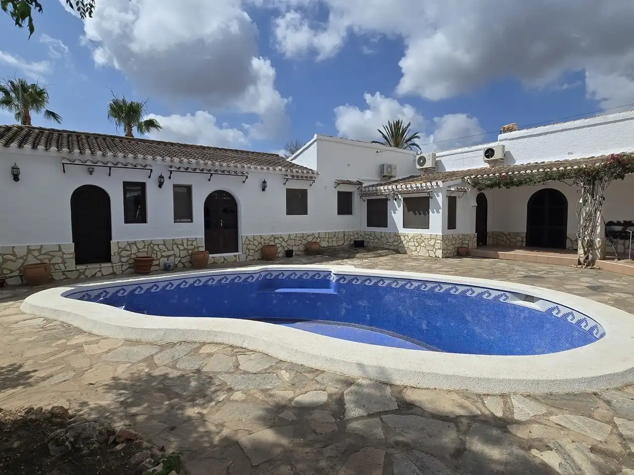 Haus mit Pool zum Verkauf in Bédar