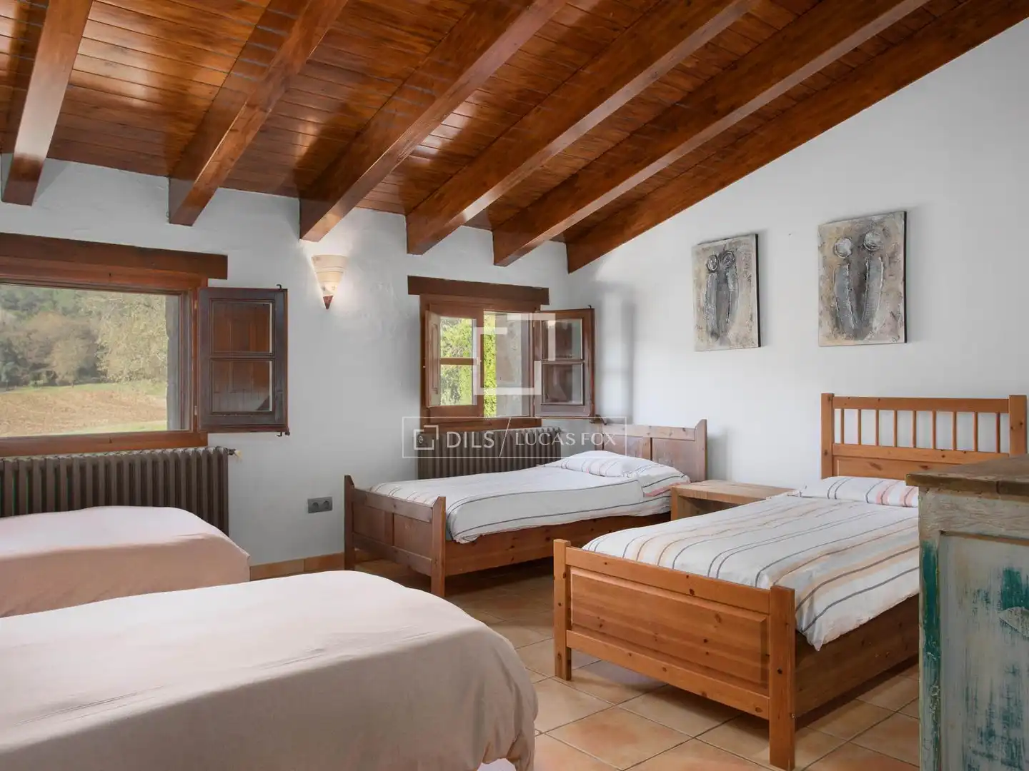Habitación de Finca rústica en venta en Santa Pau con Jardín privado, Terraza y Trastero
