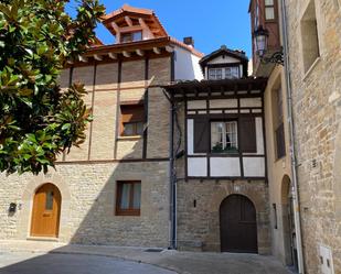 Vista exterior de Casa o xalet en venda en Huarte / Uharte amb Terrassa