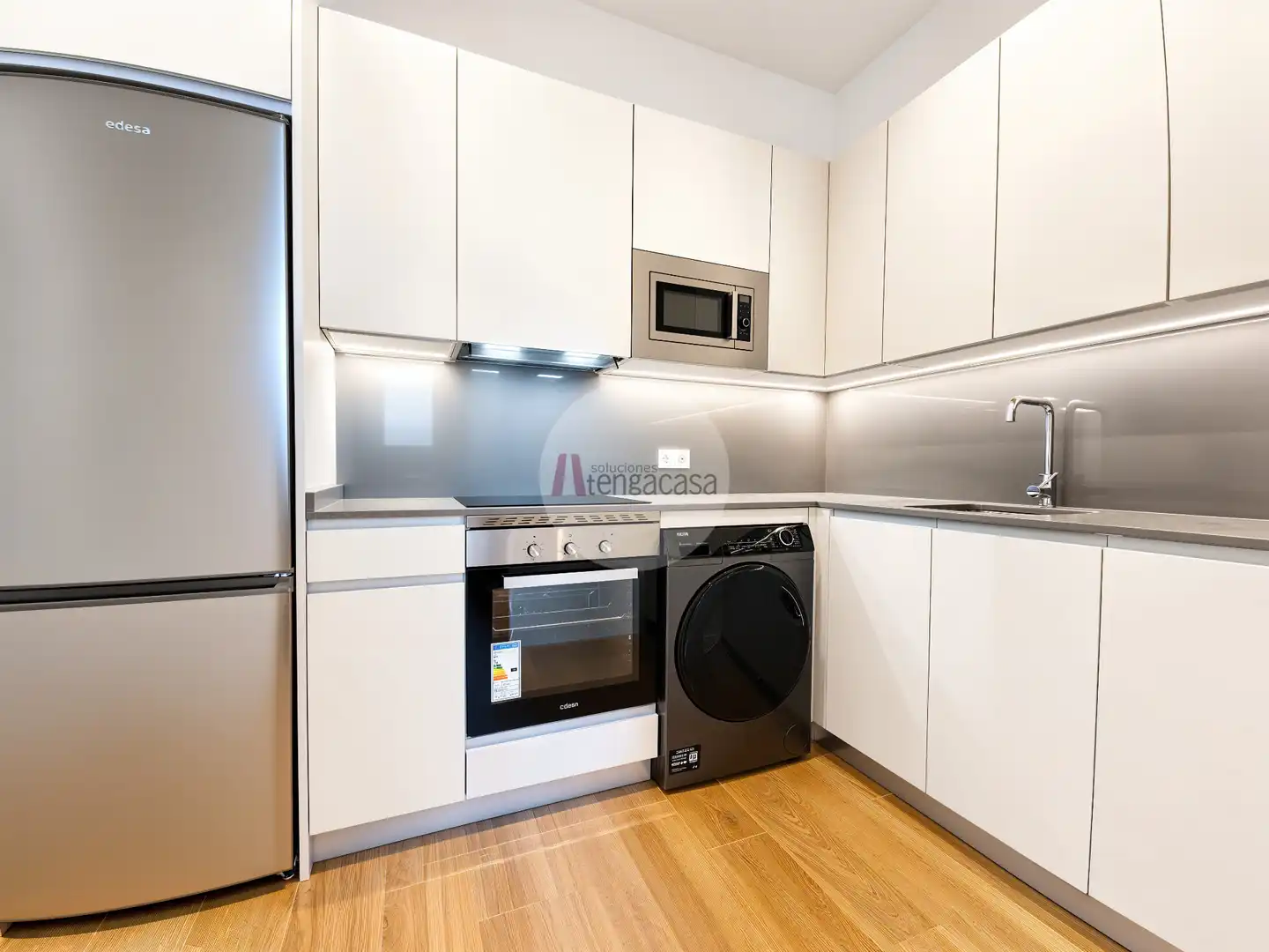 Kitchen of Apartments for sale in Madrid  with Air Conditioner, Heating and Parquet flooring