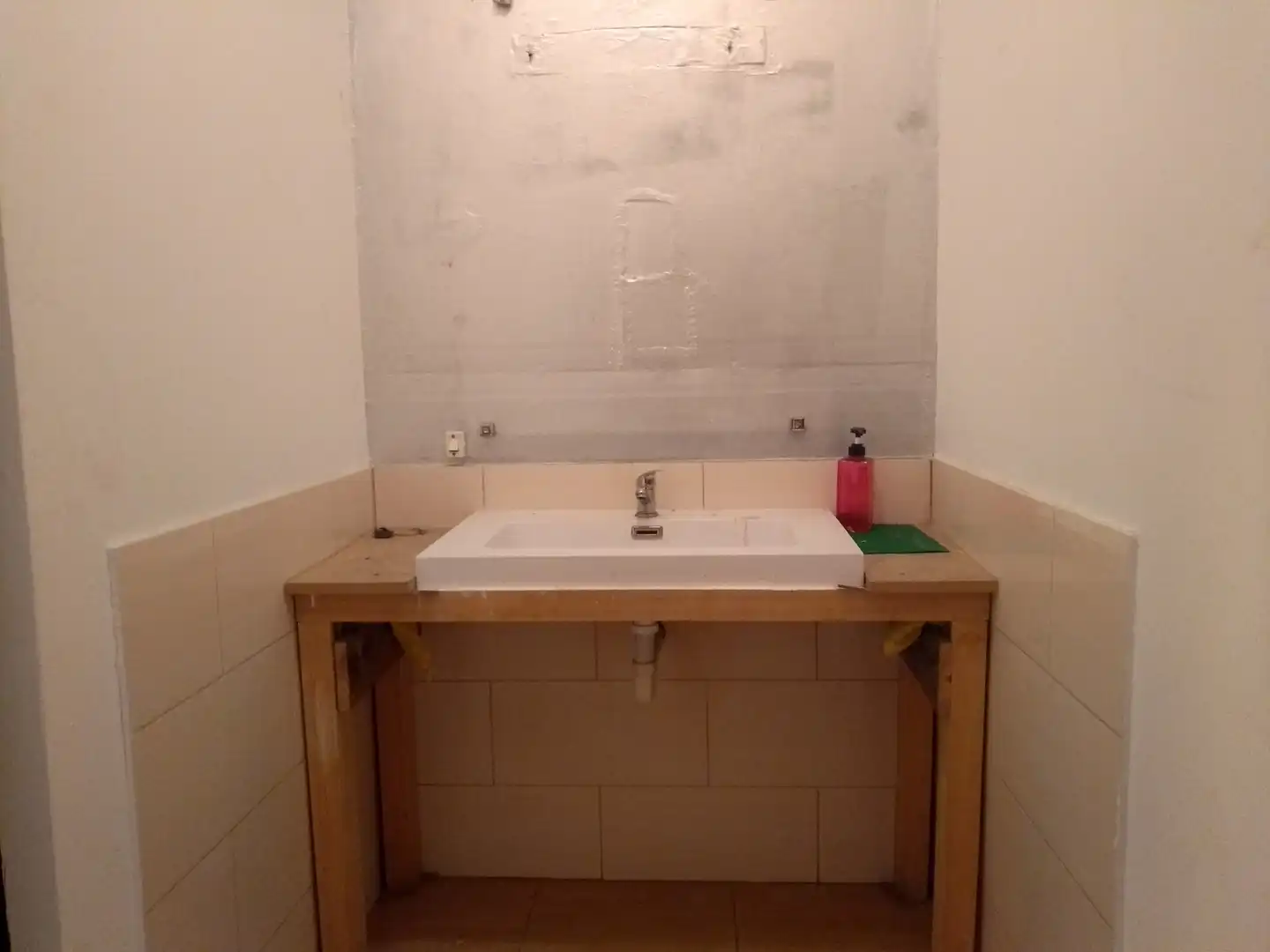 Bathroom of Commercial properties for sale in Barcelona