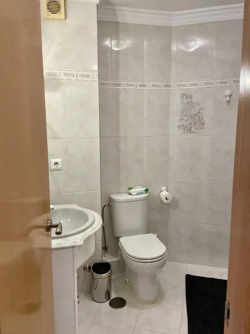 Badezimmer von Wohnungen zur Miete in Algarrobo mit Klimaanlage, Schwimmbad und Balkon