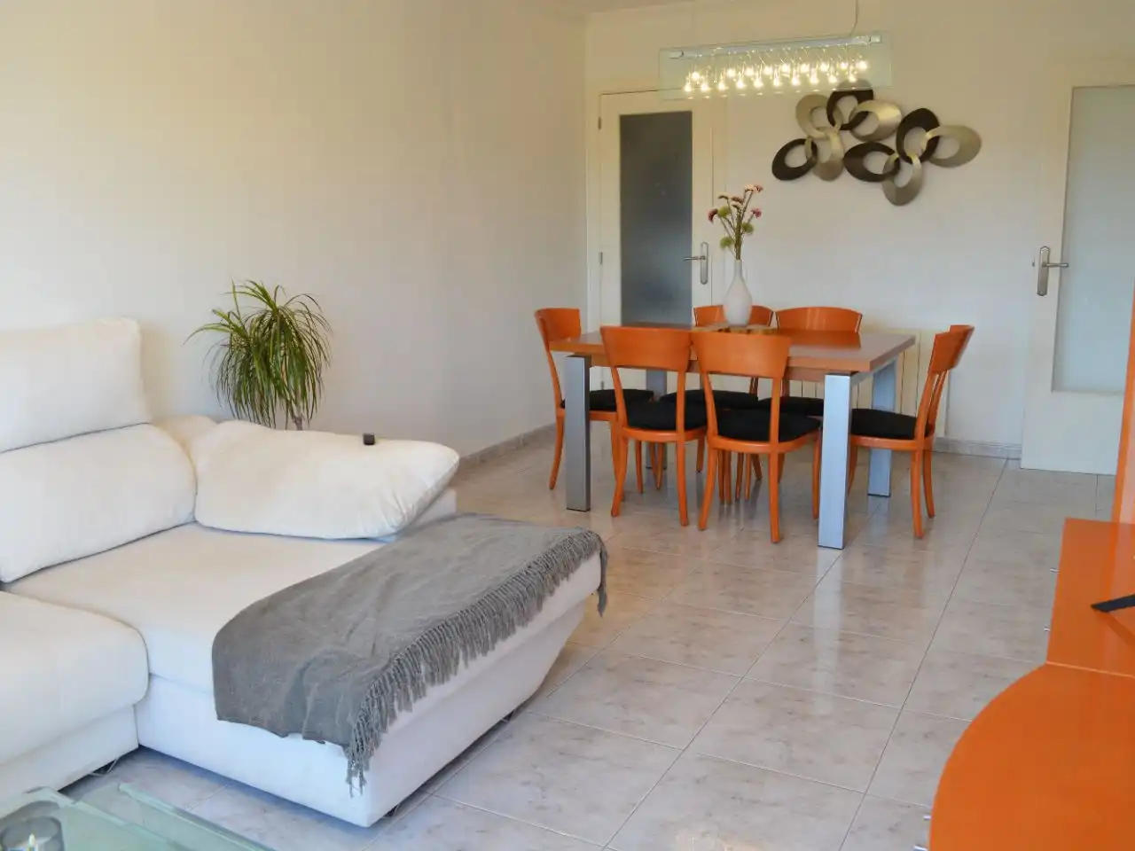 Sala d'estar de Casa o xalet en venda en L'Albagés amb Aire condicionat, Terrassa i Balcó
