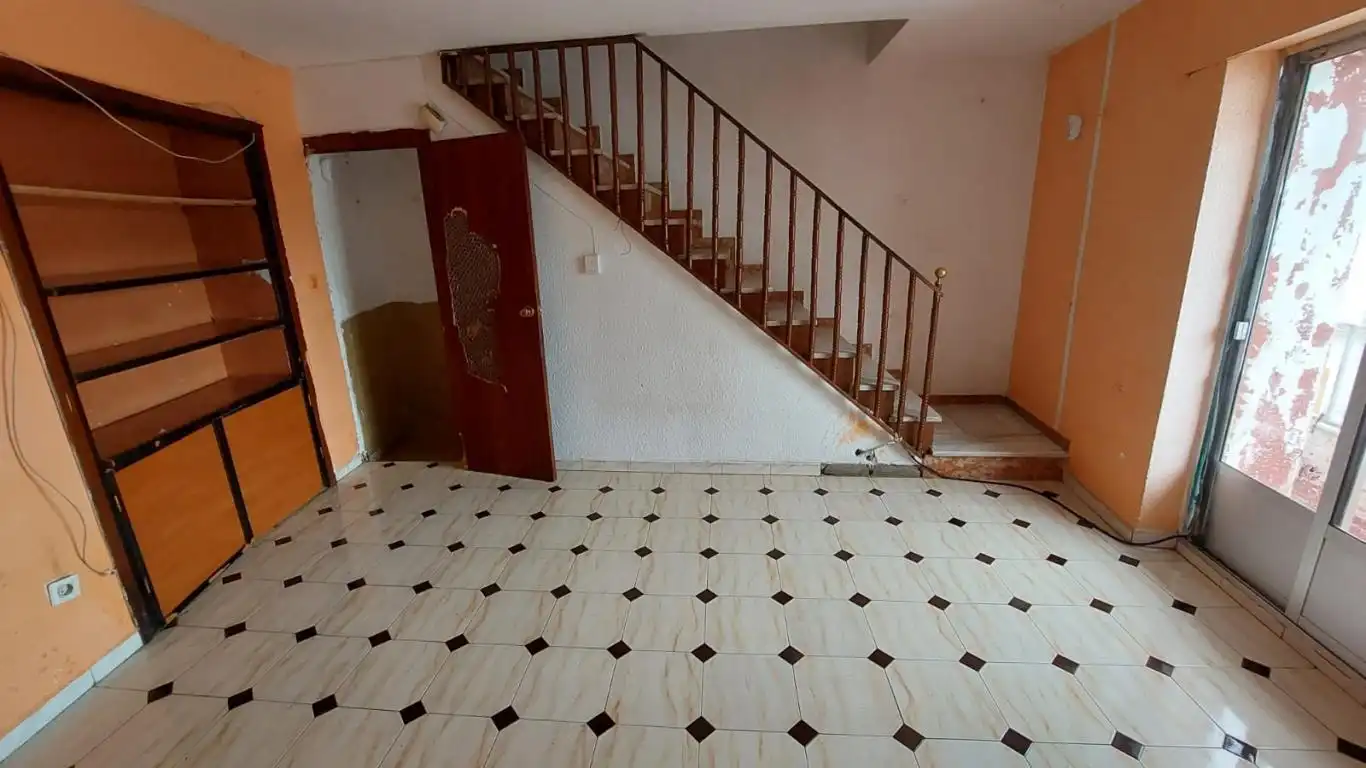 Chalet en venta en C/ Andalucía, imagen 2