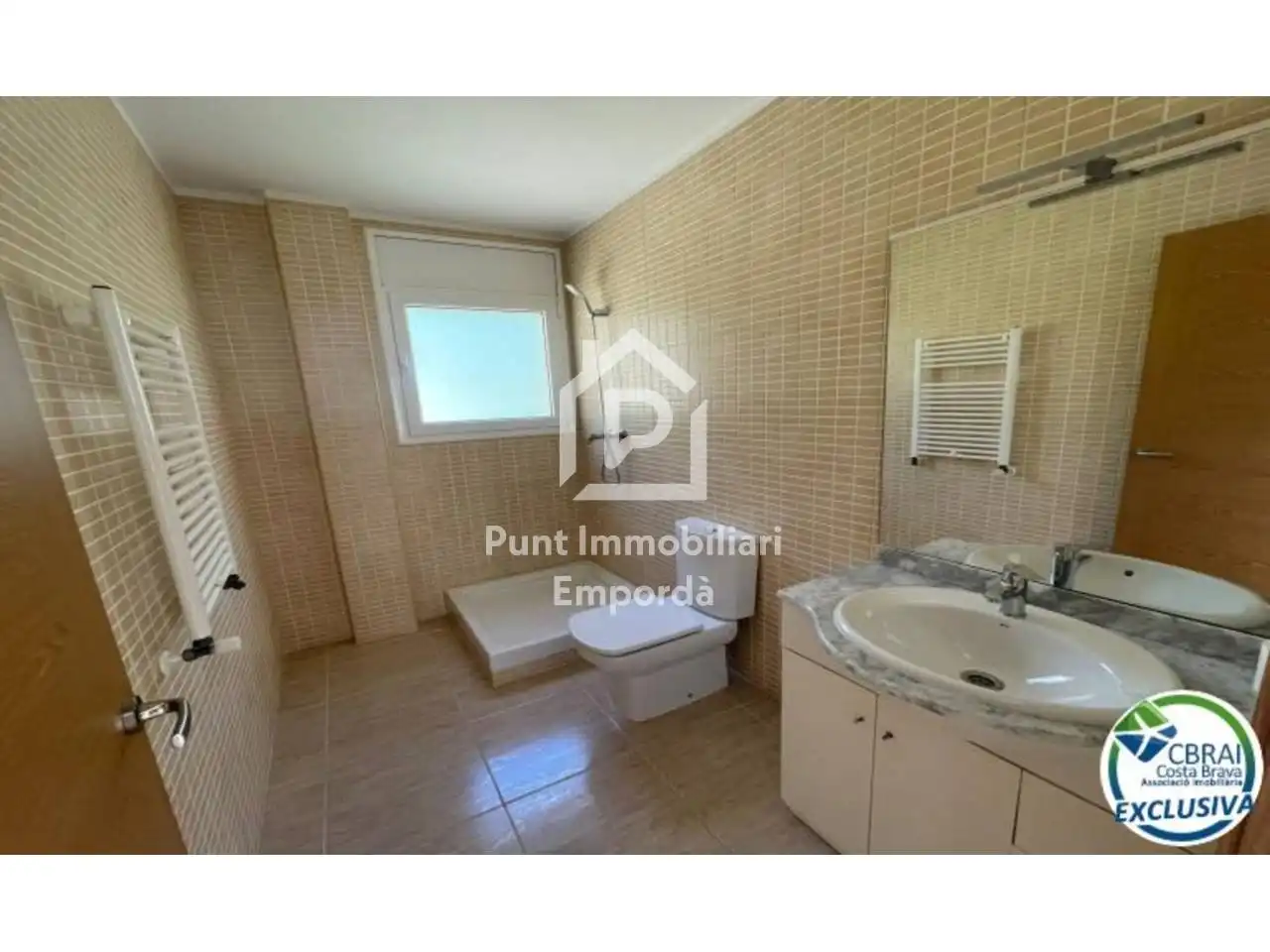 Casa amb piscina en venda a Calle Miró, imagen 38