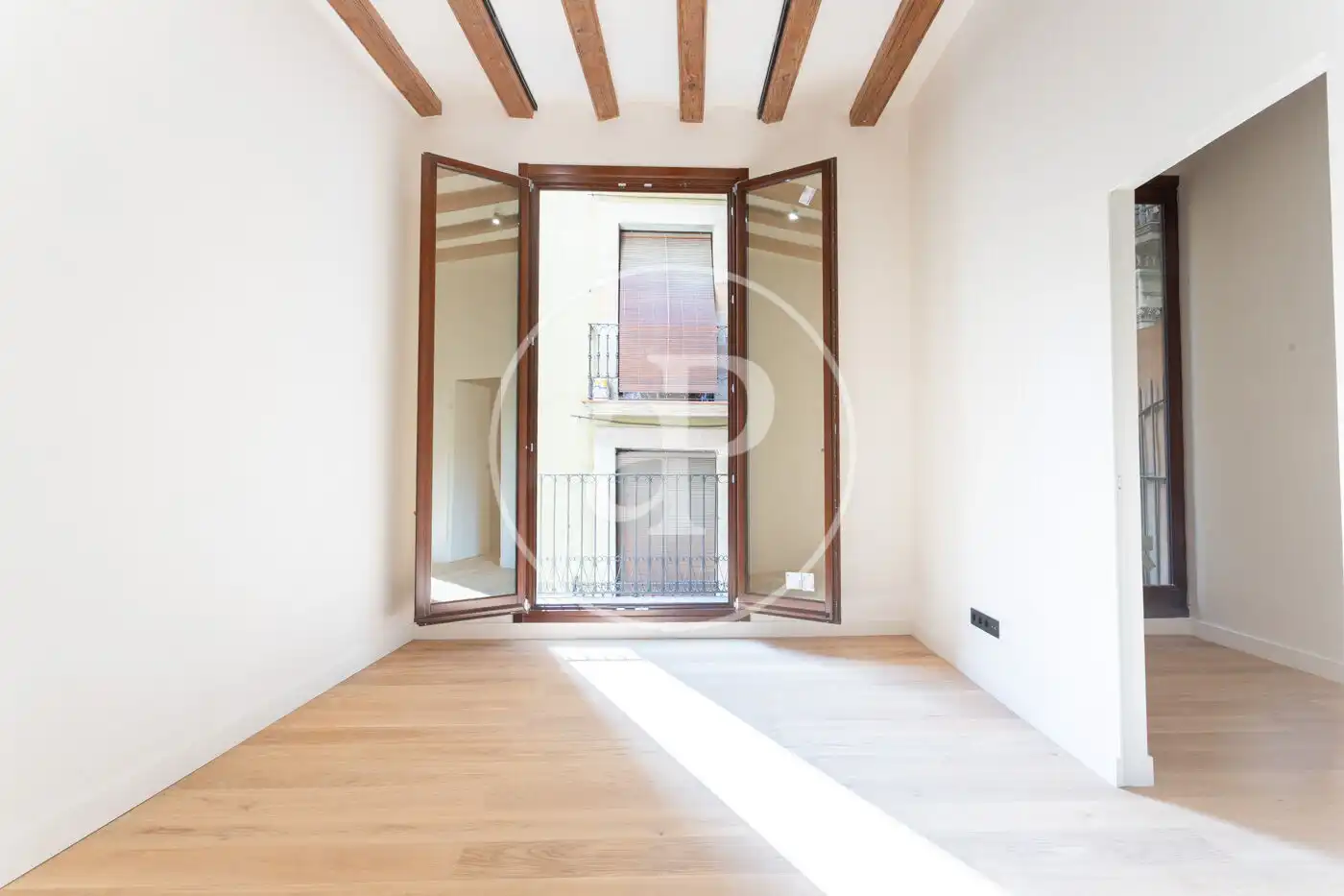 Piso en venta en Barcelona con Aire acondicionado, Calefacción y Balcón