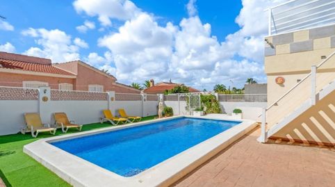 Foto 4 von Haus oder Chalet zum Verkauf in Calle Santander, Rojales, Alicante