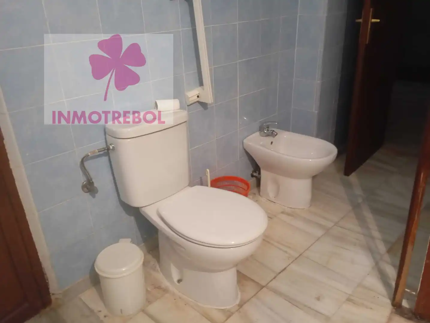 Bany de Casa o xalet en venda en Villanueva del Ariscal amb Traster i Balcó