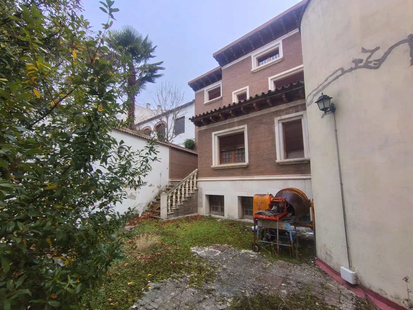 Vista exterior de Casa o xalet en venda en Íscar amb Jardí privat, Terrassa i Traster