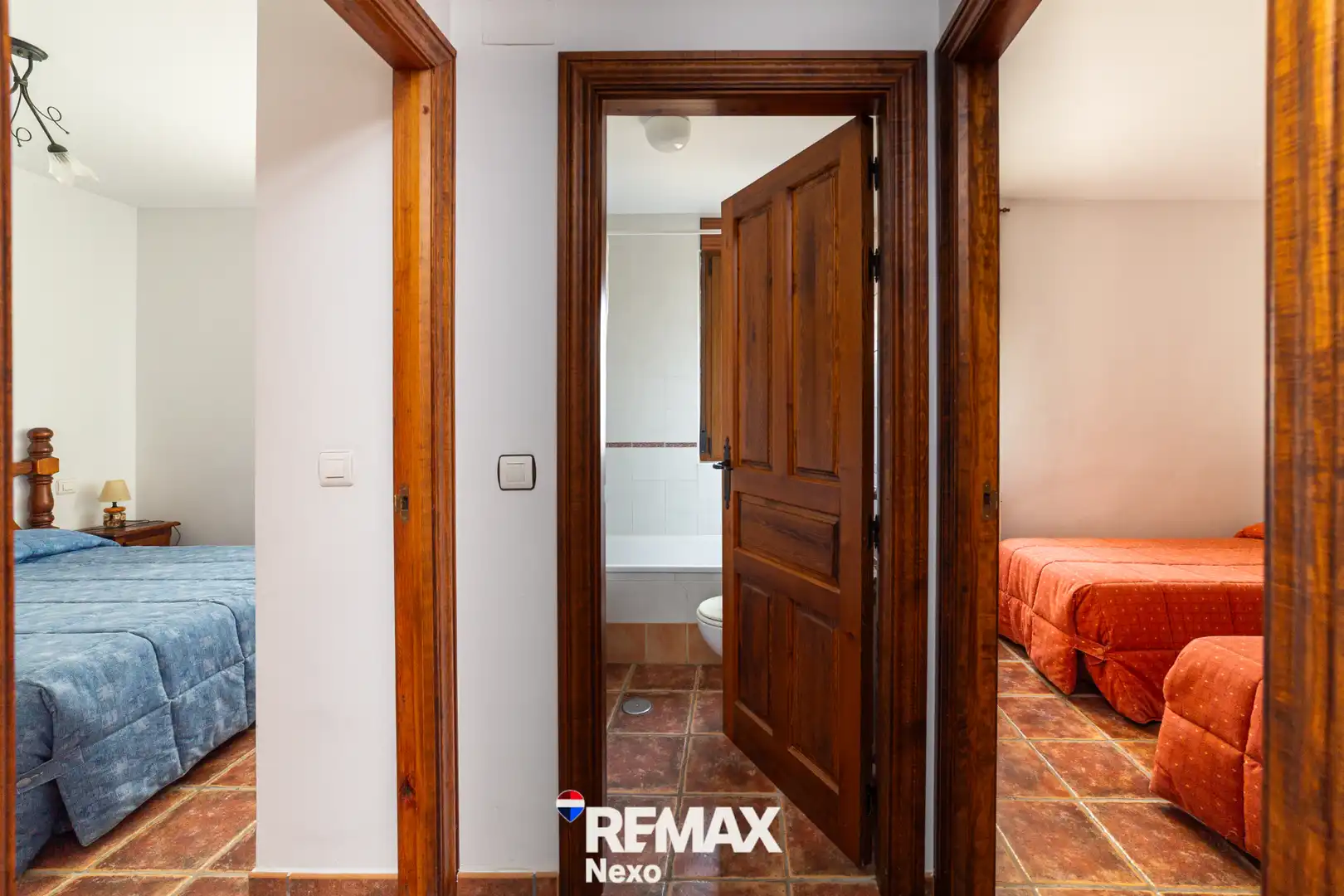 Buildings for sale in San Llorente