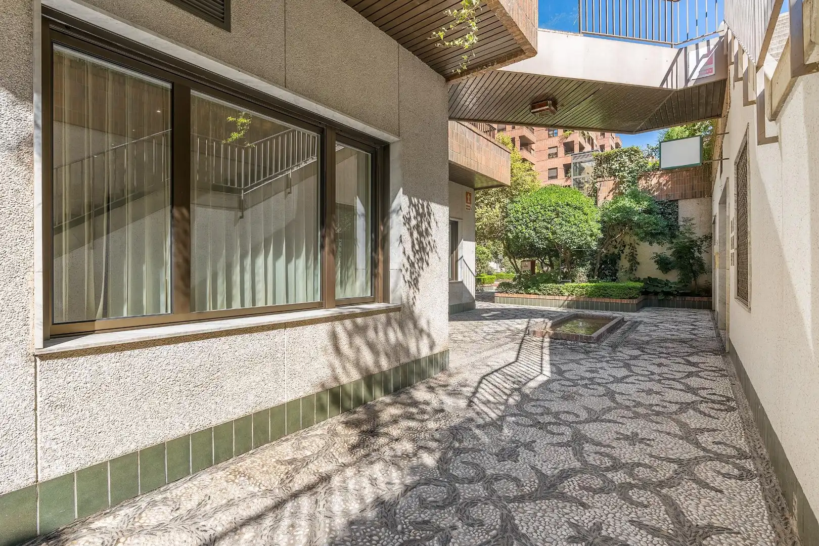 Terrassa de Planta baixa en venda en Granada amb Aire condicionat, Jardí privat i Moblat