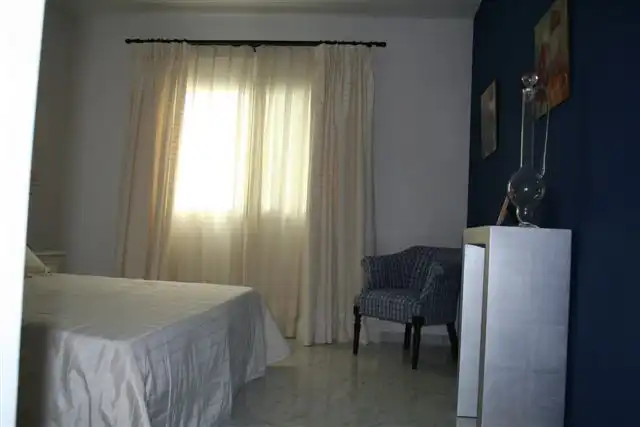 Appartement compact avec piscine à vendre à Nueva Andalucía, imagen 8