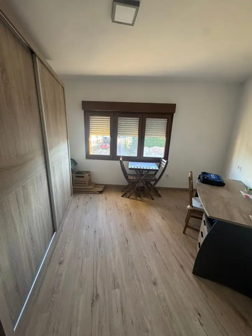 Wohnung zum Verkauf in Noreña mit Balkon