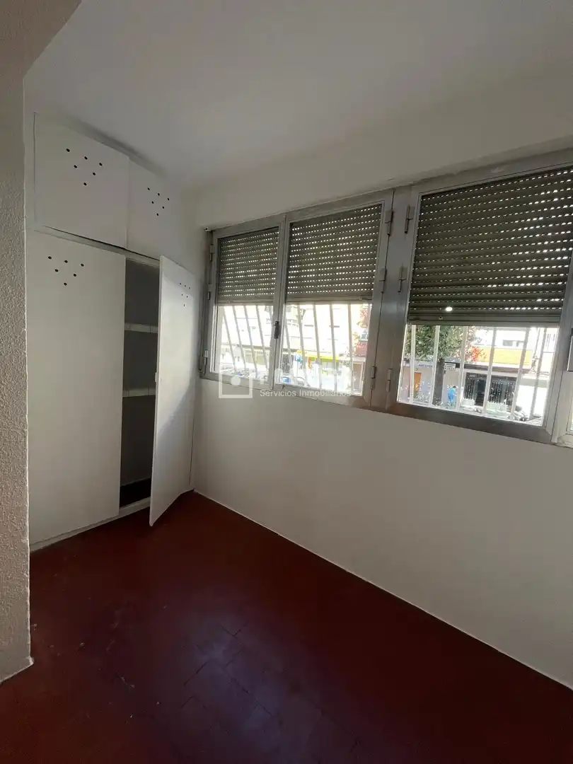 Schlafzimmer von Wohnung zur Miete in Madrid mit Heizung und Terrasse