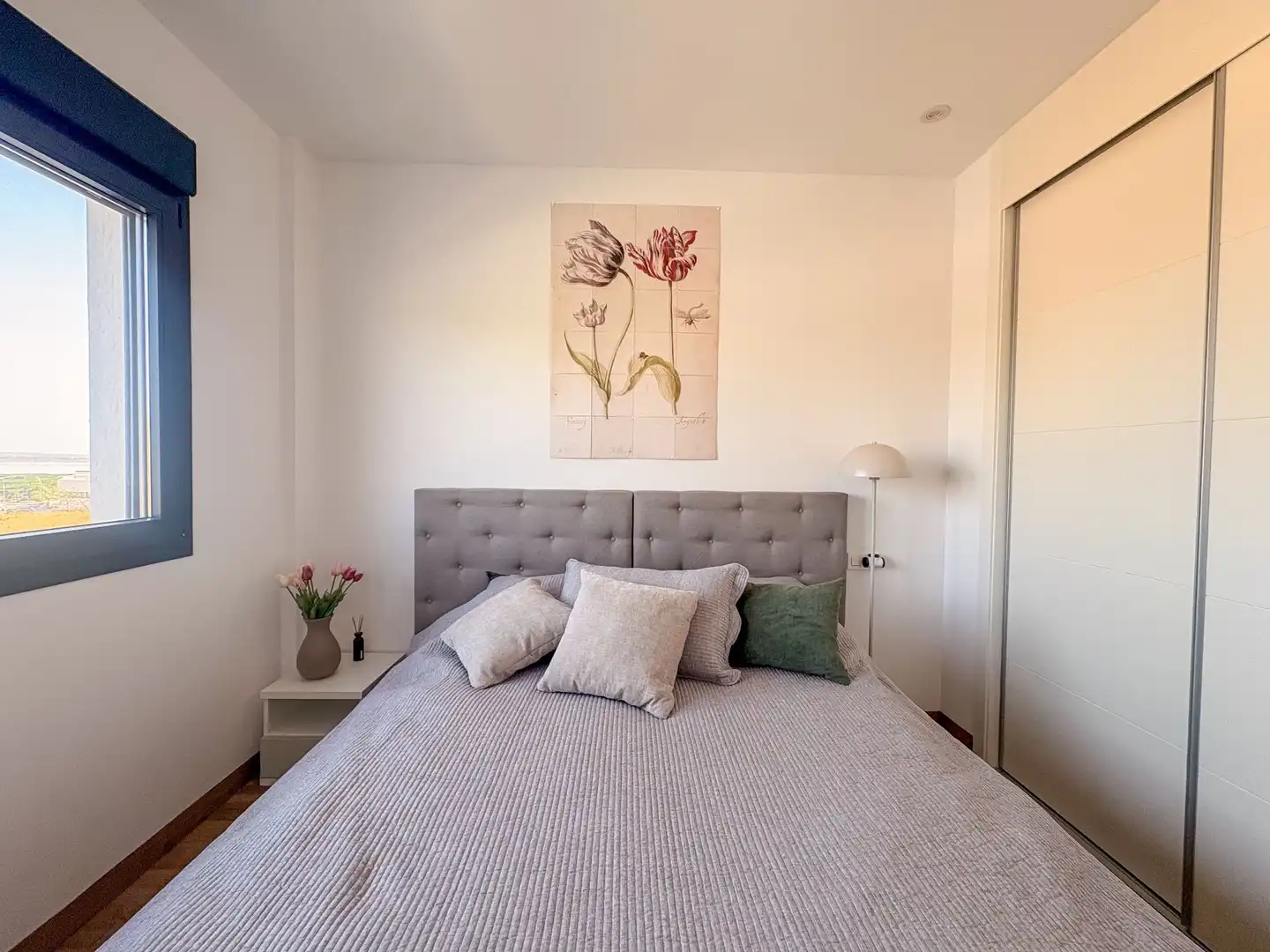 Habitación de Piso de alquiler en Torrevieja con Aire acondicionado, Calefacción y Jardín privado