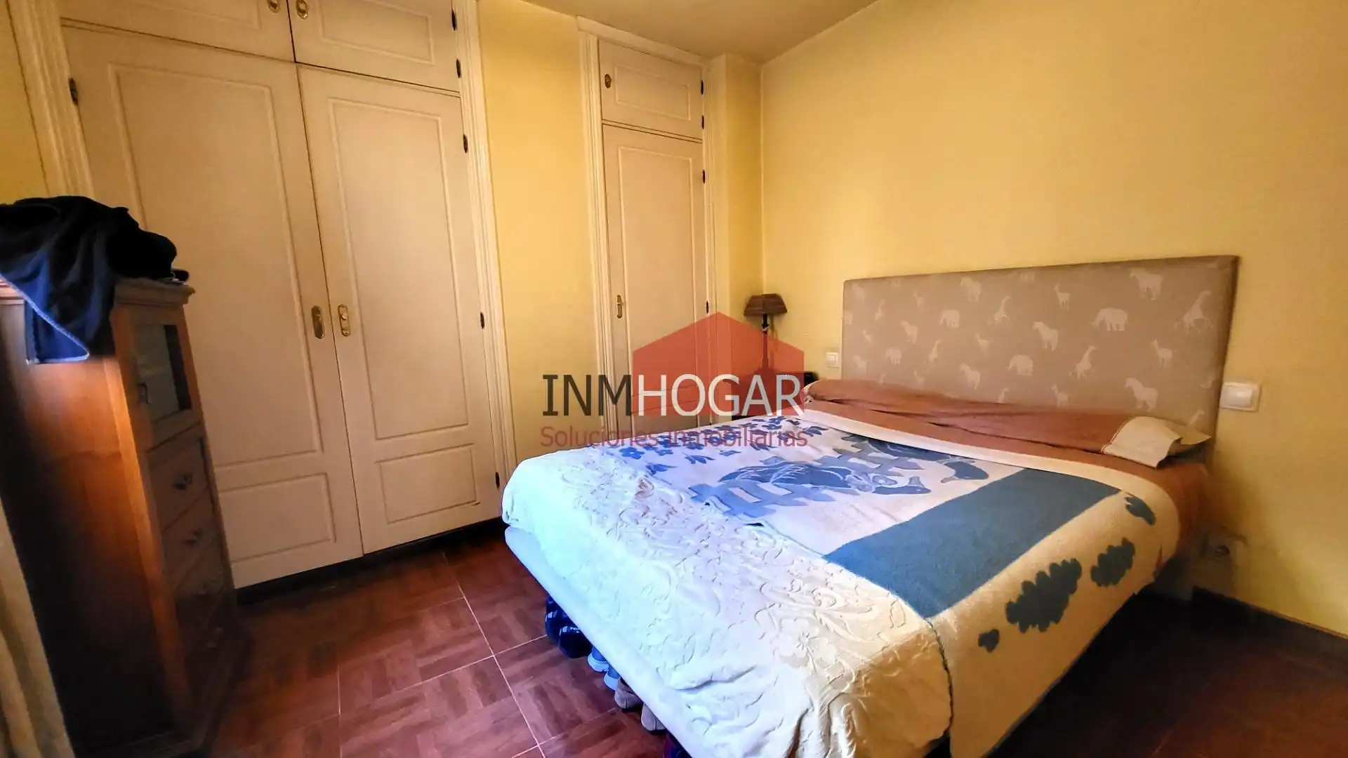 Habitación de Casa o chalet en venta en Ávila con Jardín privado, Trastero y Balcón
