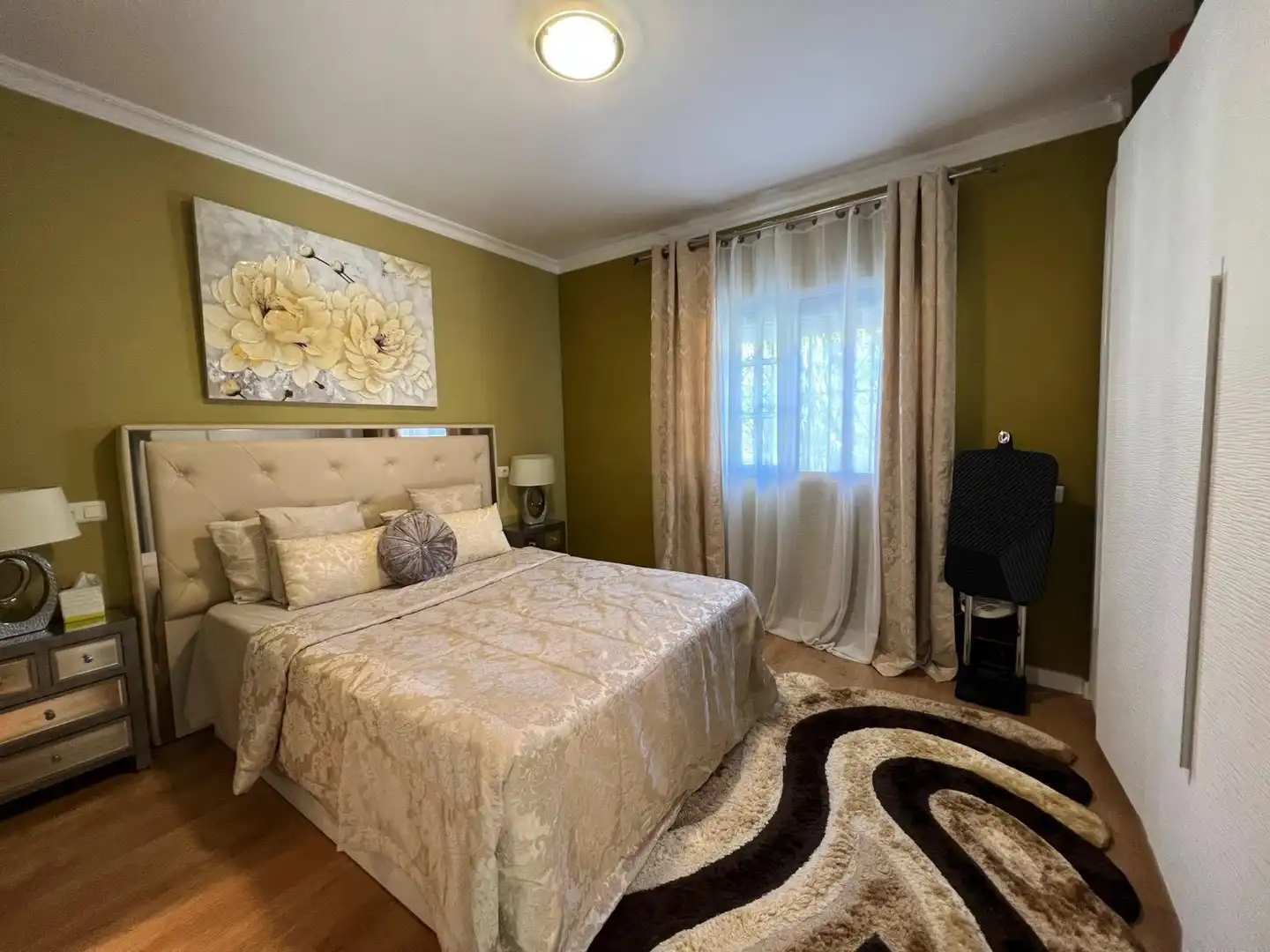 Habitación de Casa o chalet en venta en Estepona con Aire acondicionado, Jardín privado y Terraza