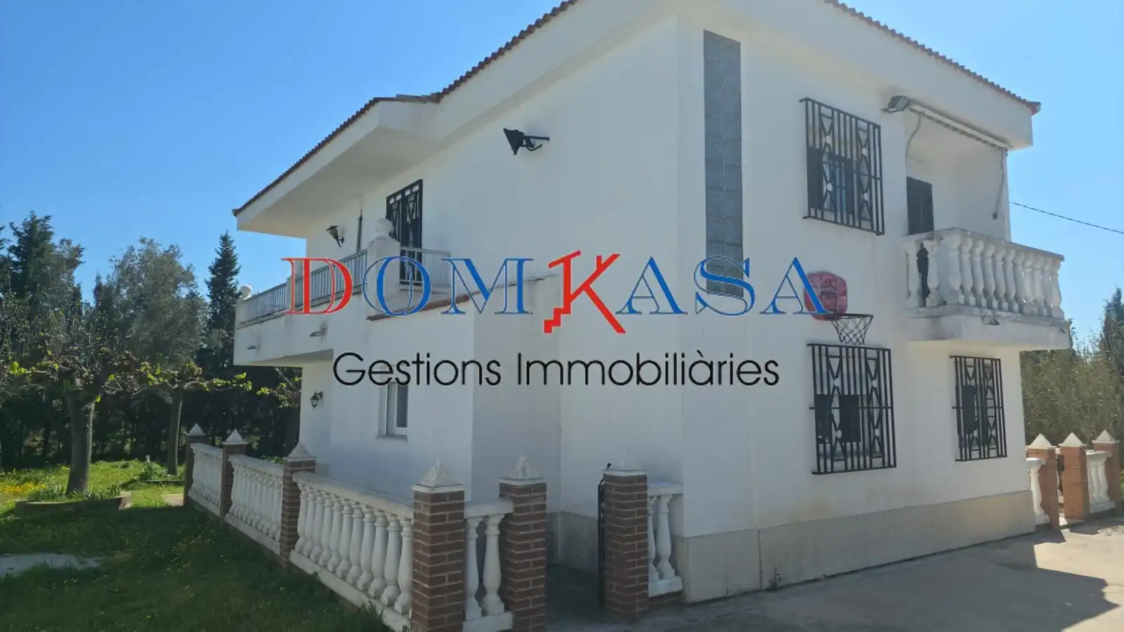 Villa avec terrasse à vendre à Roquetes
