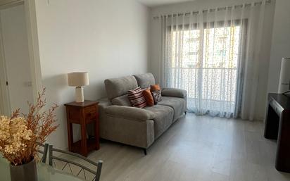 Living room of Flat for sale in L'Hospitalet de Llobregat  with Air Conditioner, Heating and Private garden