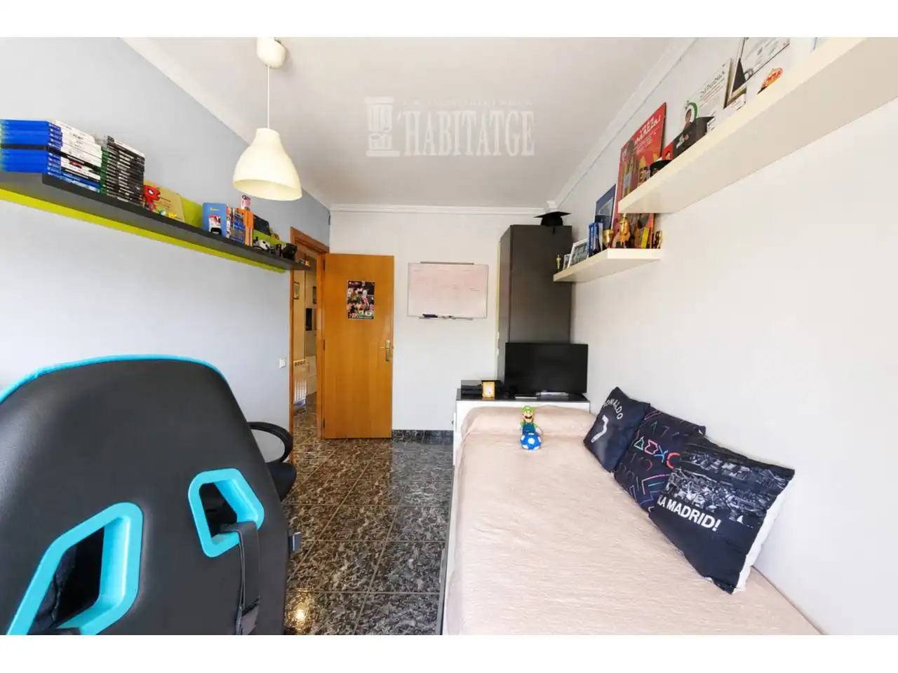 Habitación de Piso en venta en Manlleu con Calefacción, Terraza y Balcón