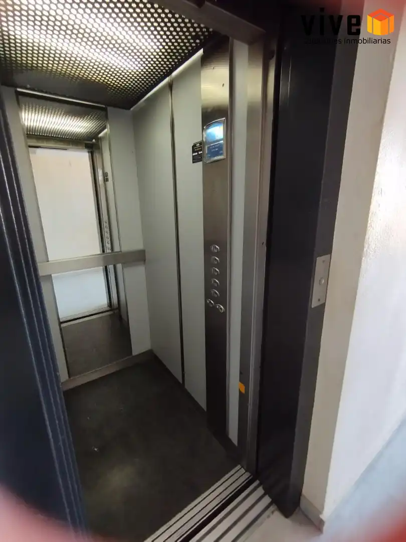 Piso en venta en Mairena del Aljarafe con Aire acondicionado y Balcón