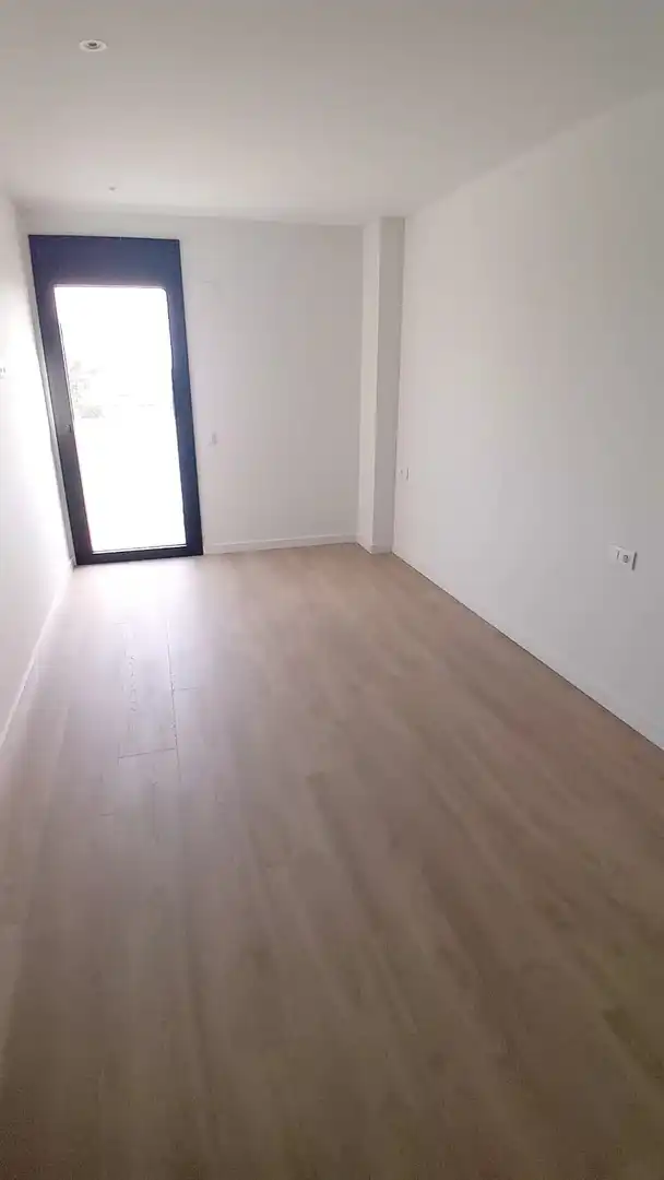 Wohnung zur Miete in Lleida mit Heizung, Privatgarten und Terrasse