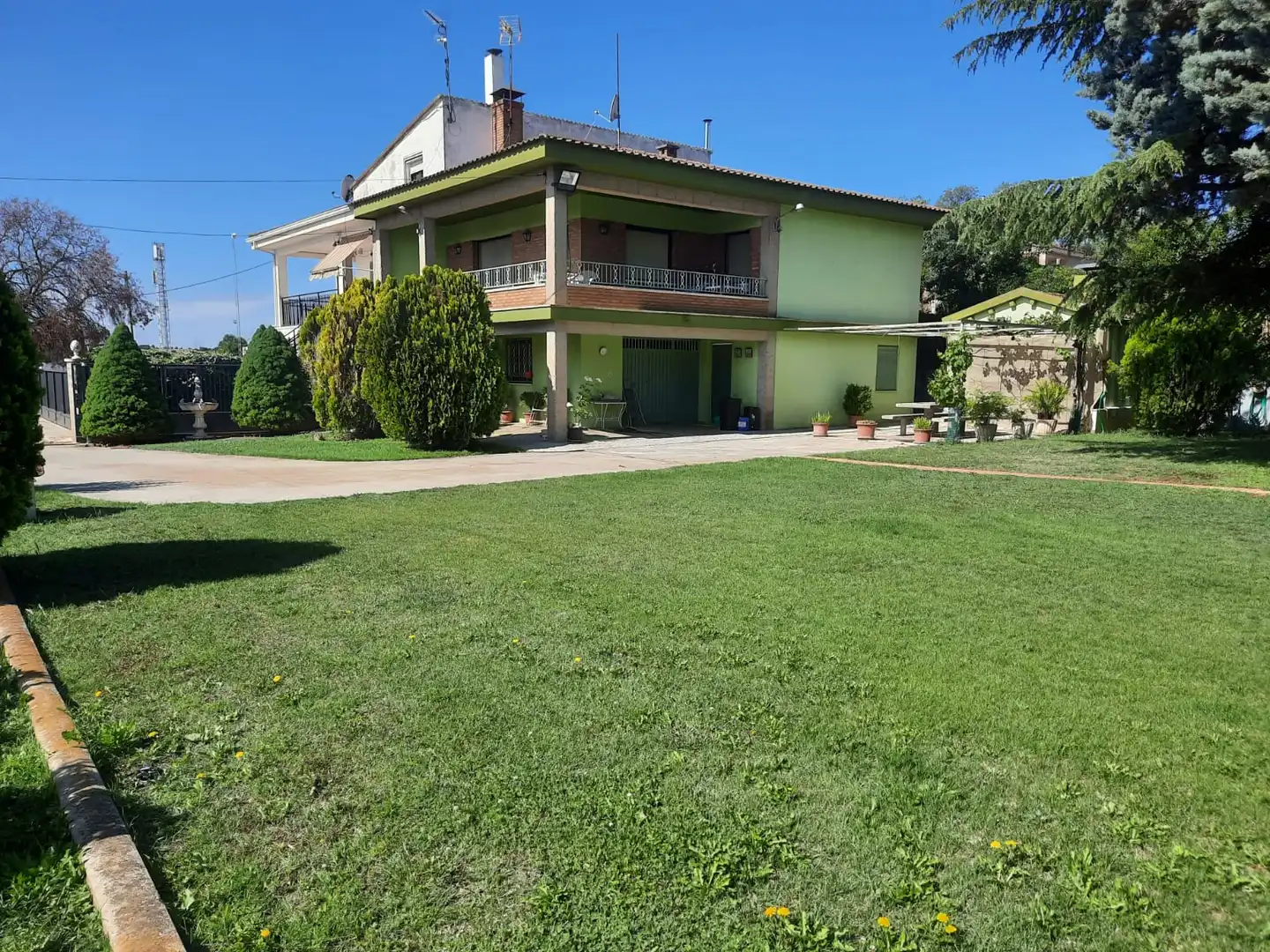 Vista exterior de Casa o chalet en venta en Balaguer con Aire acondicionado, Calefacción y Jardín privado