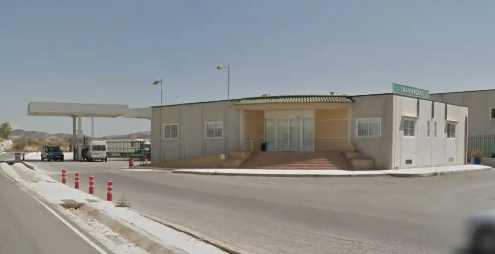 Vista exterior de Nave industrial en venta en Murcia