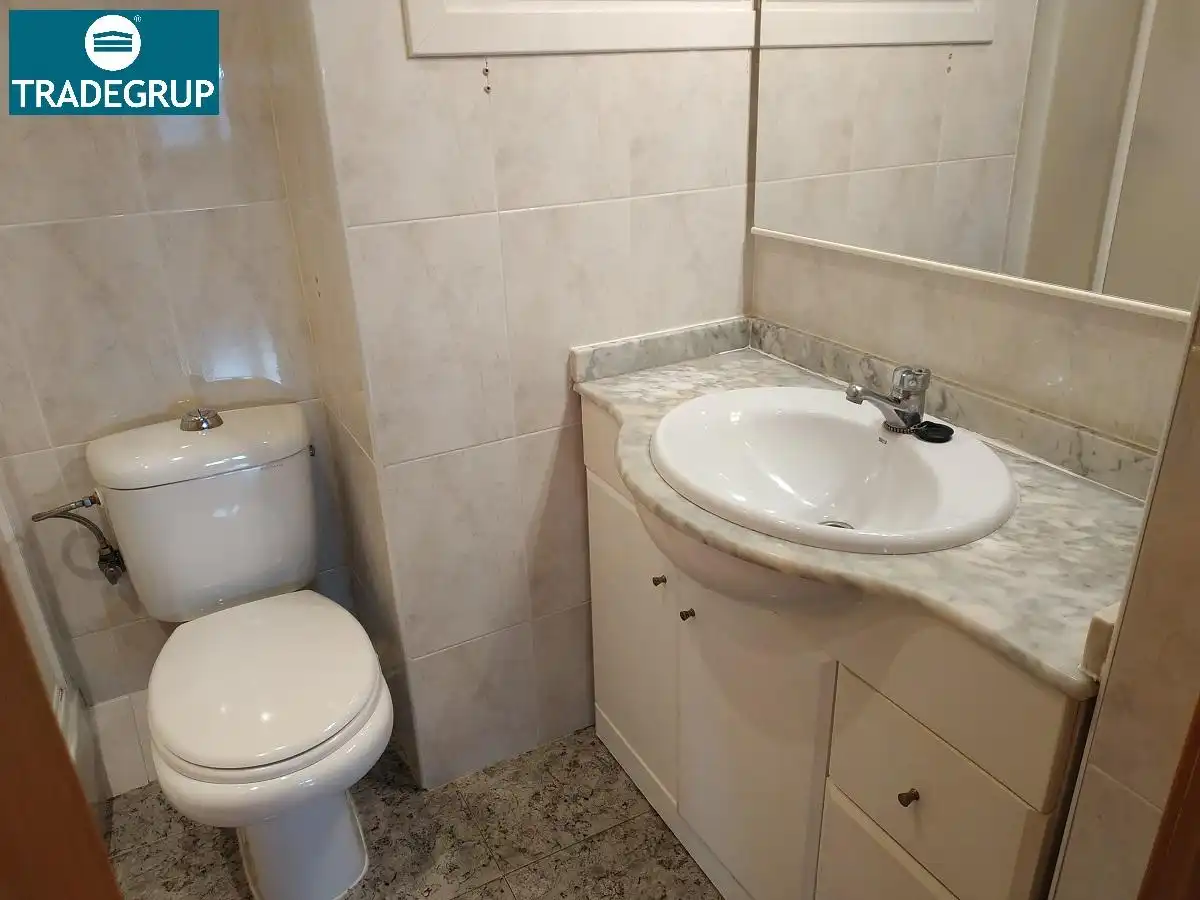 Badezimmer von Wohnungen zum Verkauf in Vallbona d'Anoia mit Heizung