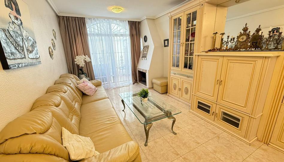 Foto 1 de Casa adosada en venda a Zona Playa de los Locos, Alicante