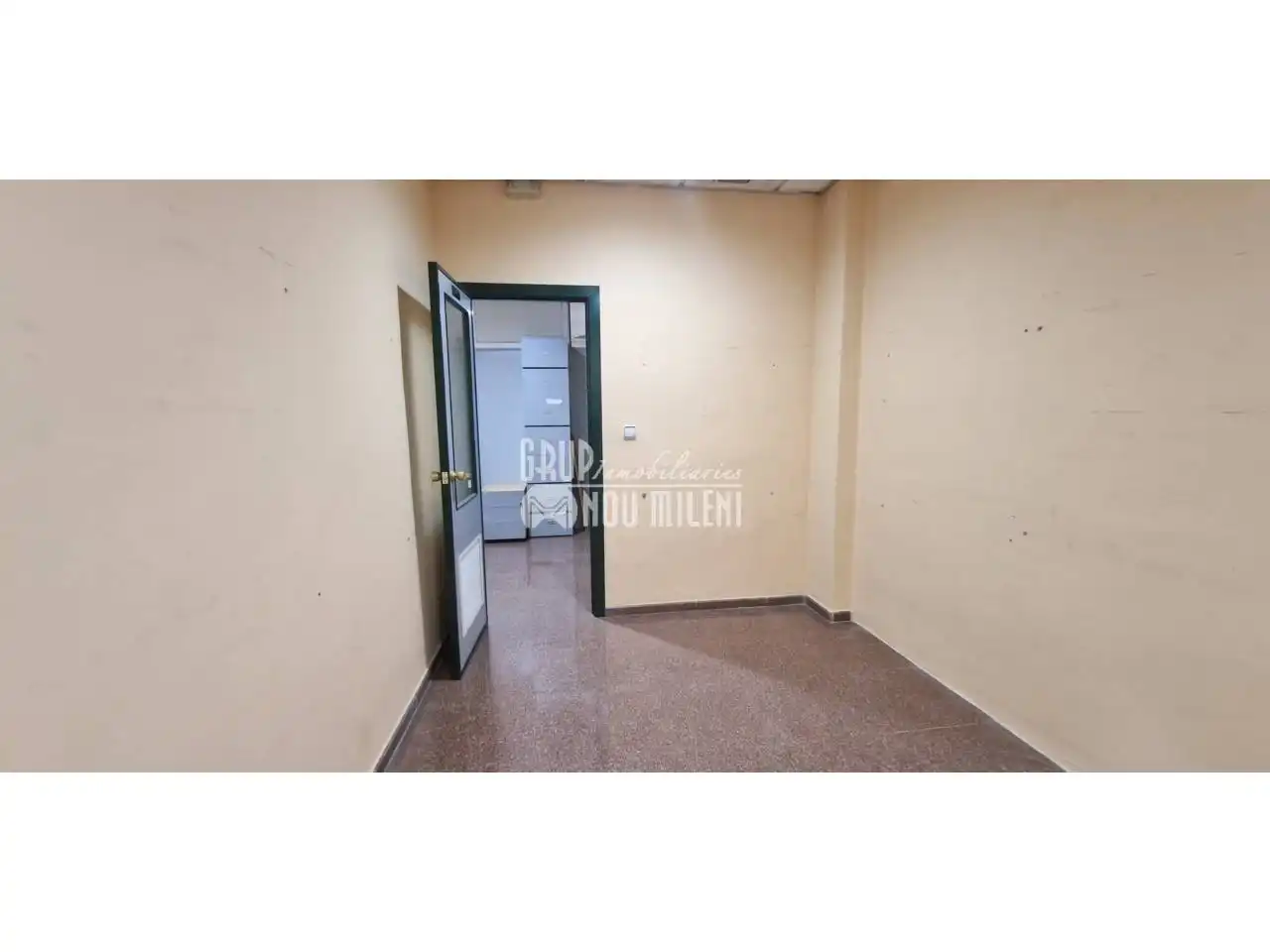 Bedroom of Commercial properties for rent in Valencia