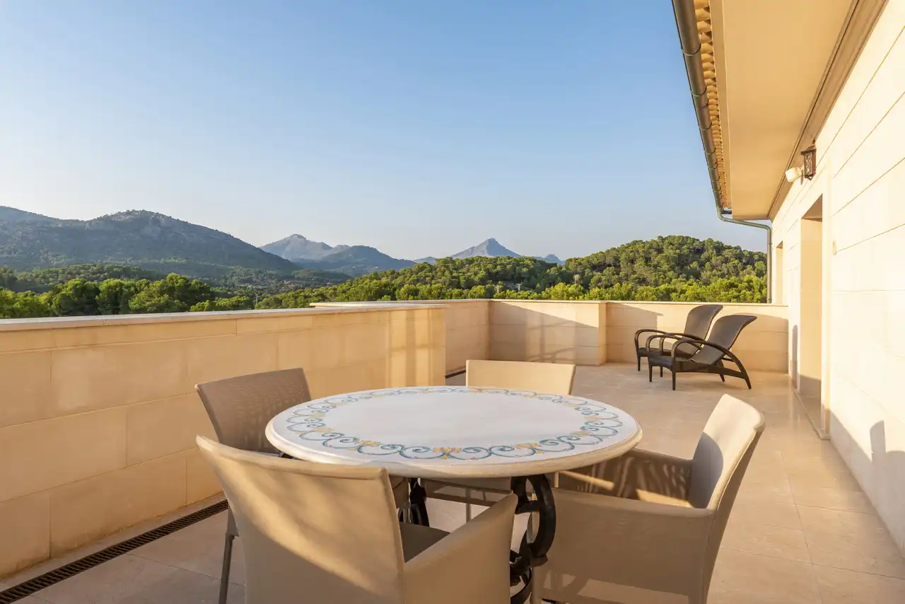 Country house zum Verkauf in Peguera