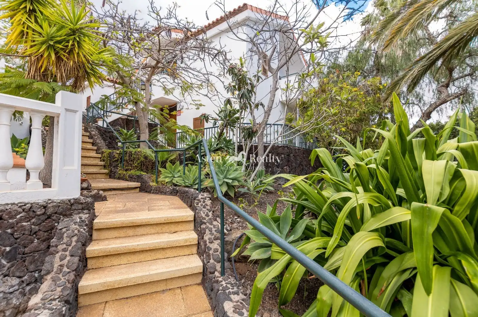 Jardí de Edifici en venda en Arona
