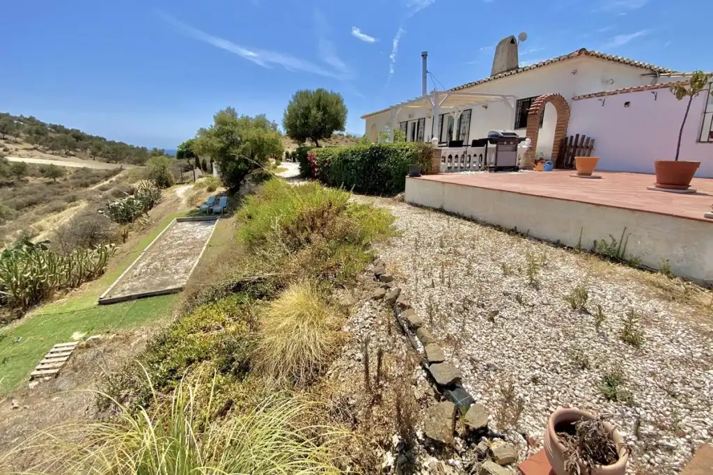 Vista exterior de Finca rústica en venta en Mijas con Jardín privado, Terraza y Piscina