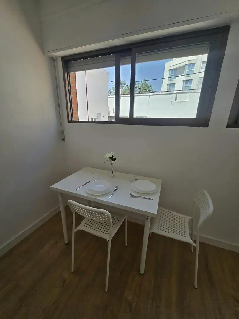 Bedroom of Flat for rent in Madrid  with Air Conditioner, Heating and Private garden