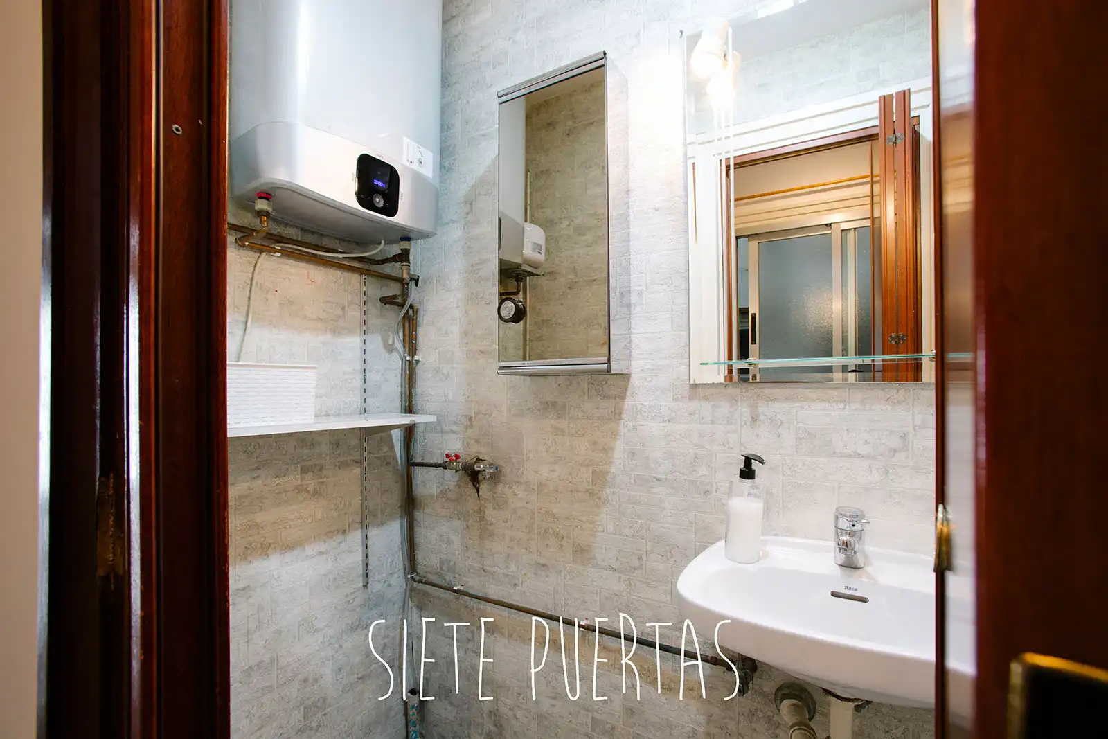 Baño de Piso en venta en Donostia - San Sebastián  con Calefacción, Terraza y Trastero